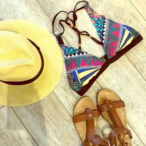 Gianni Bini bikini top🌴